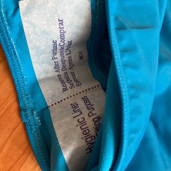 Urban Outfitters OG Roxy one piece tank swimsuit NWT - Picture 9 of 11